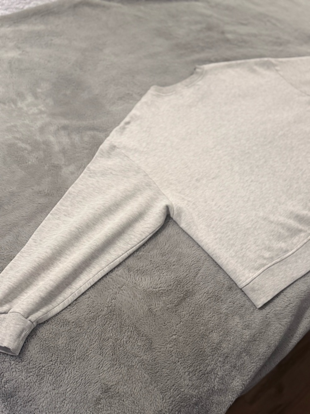 H&M Women's Crewneck Sweatshirt - Heather Gray